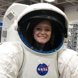 Meet your Posher, Lex